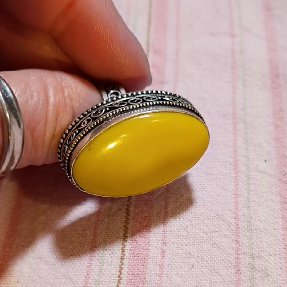 Yellow Turquoise Oval Stone Statement Ring - Wome… - image 4